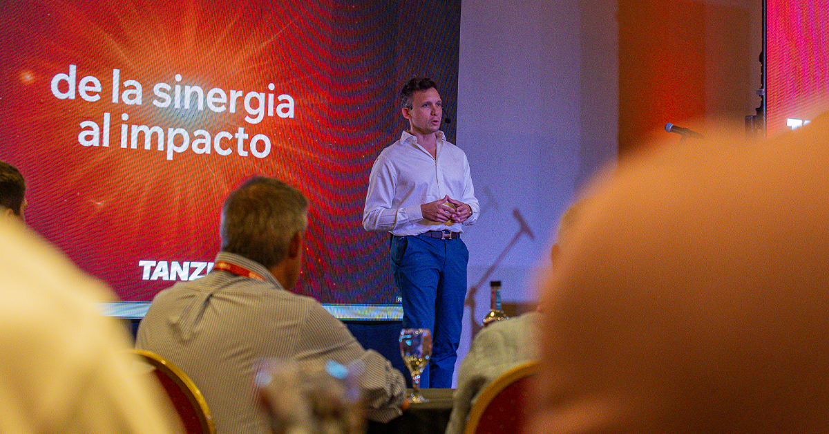 Encuentro Red Comercial: Vamos de la sinergia al impacto